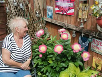 Surrey cancer survivor urges screenings after symptom-free diagnosis