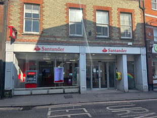 MP demands banking hub for Farnham after Santander announces closure