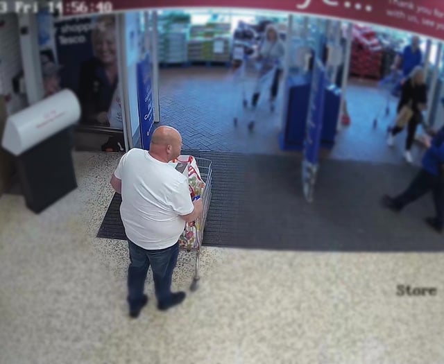 WATCH: Shoplifting gang who stole from Surrey stores caught by police