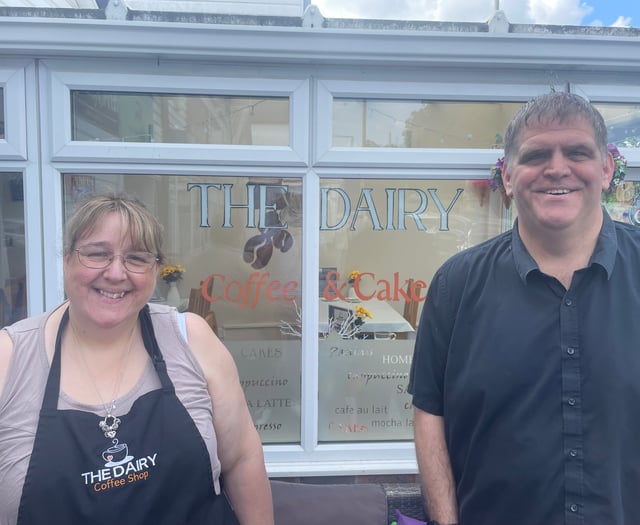 Community rallies round cafe owners after vandal attack