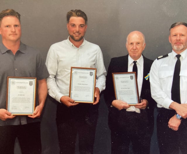 Commendation for brave trio who came to rescue of crash victim
