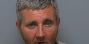 Hampshire Police hunt man over shop thefts
