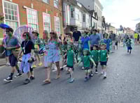WATCH: Underwater-themed carnival brings joy to town