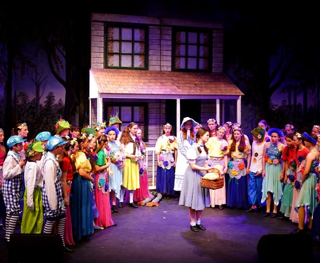 Packed house for Bohunt School’s Wizard of Oz Musical
