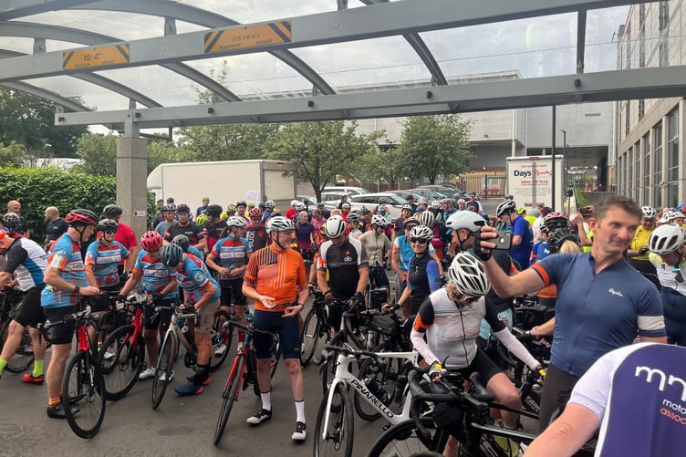 Hundreds of cyclist gearing up for the start of the journey