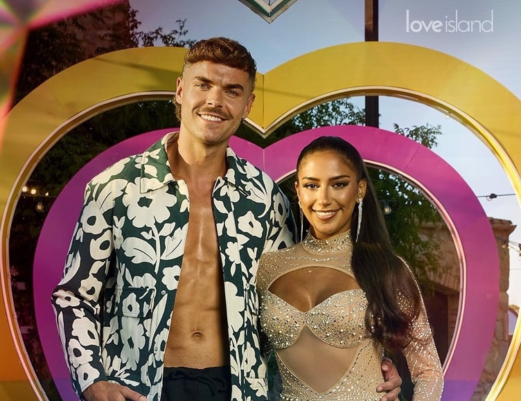 Harry Cooksley Shakira Khan Love Island