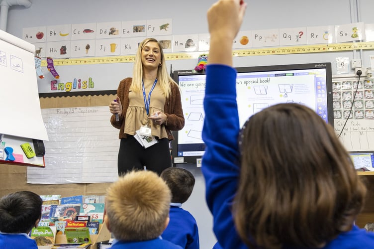 Farnham’s i2i Teaching Partnership will now offer primary school training.