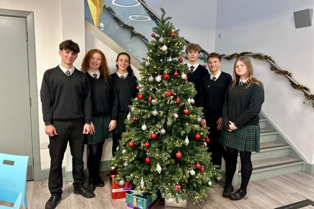 Christmas number one for Weydon School