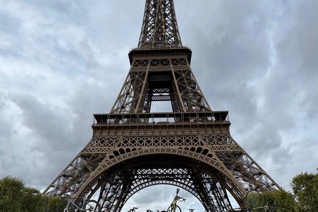 Farnham-to-Paris ride raises £100,000 for hospice