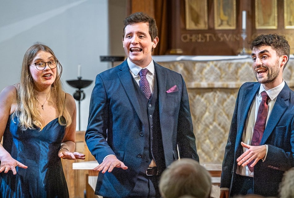 Apollo 5 usher in the New Year with stunning Haslemere concert