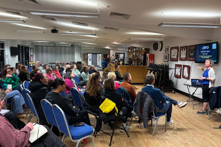 Leza Milligan presenting on puberty in sport to Farnham Rugby Club (Photo: Fiona Calder/Farnham Rugby Club)