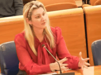 Resident challenges Waverley over parking charges