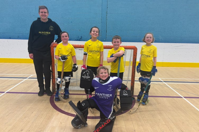 Farnham Roller Hockey Club's under-11s extended their unbeaten run