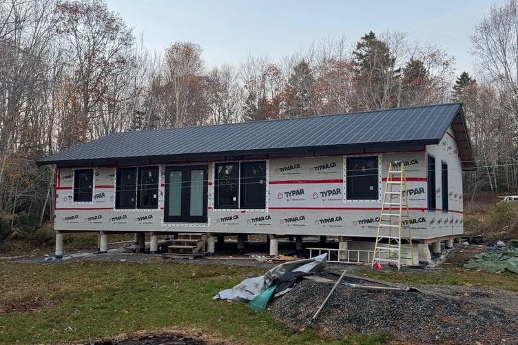 A British couple sold their troubled new-build home and moved to rural Canada to build their dream house mortgage-free after snapping up seven acres of land for just £30,000. llChris and Sarah Kennealy, both 41, left Basingstoke, Hampshire, in August 2023 after growing fed up with the cost and frustrations of home ownership in the UK. The pair, who married in October 2018, had spent four years in their new-build property but say constant issues with the house left them disappointed.