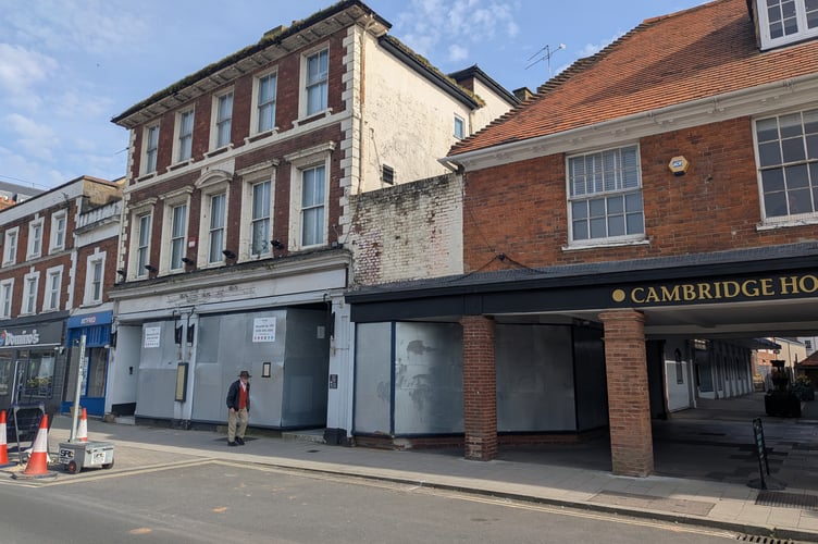 Slug Lettuce Wetherspoons Farnham