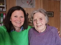 Call for befriending volunteers to tackle loneliness in elderly