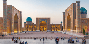 Grayshott lecture takes audience on whistle-stop silk road tour