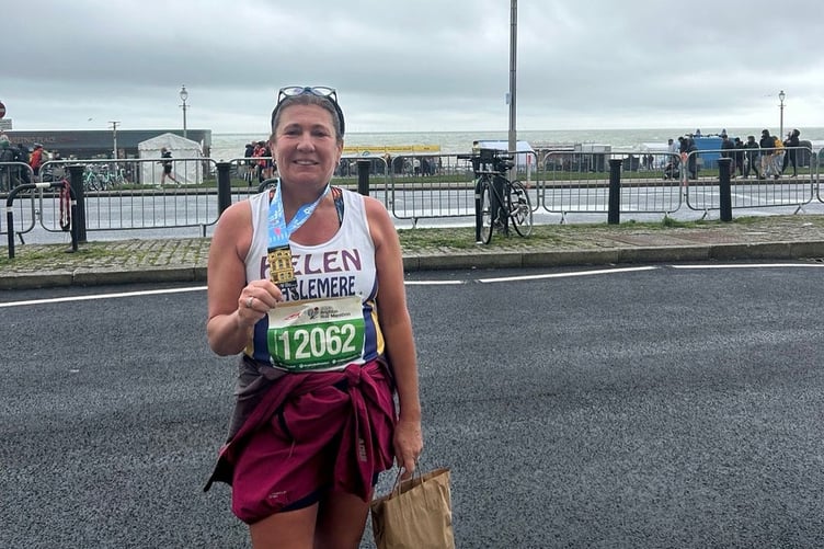 Helen Crainey completes the Brighton Half Marathon