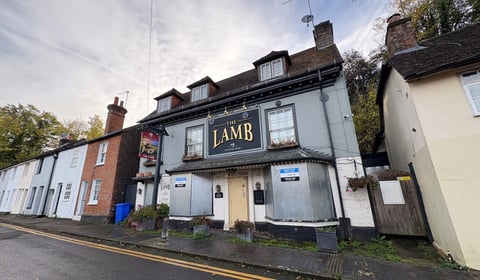 The lost lamb: Farnham pub fails to sell at auction