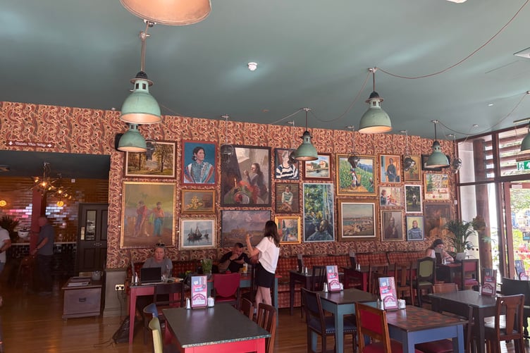 Cazaro Lounge open in Brightwells Yard
