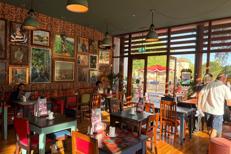 Cazaro Lounge in Farnham